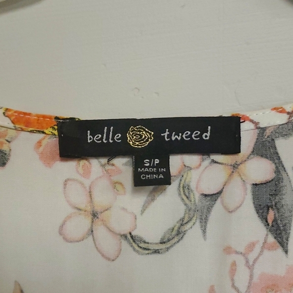 White floral blouse - Picture 3 of 4